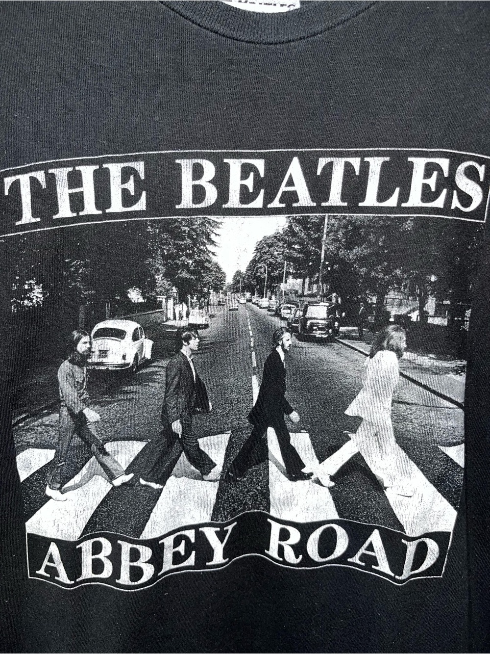 Hot Topic Black Beatles Abbey Road Graphic Tee - Picture 2 of 5